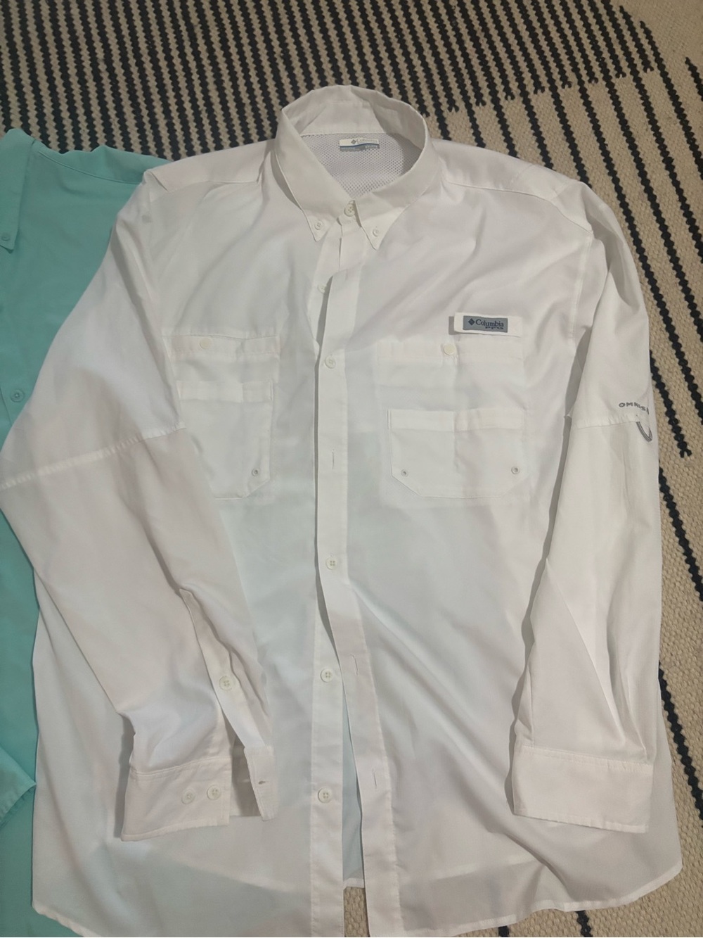 Columbia Fishing Men’s White Long-Sleeve Button-Down Shirt